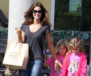 2011__03__denise_richards_march7_68a 300×261.jpg