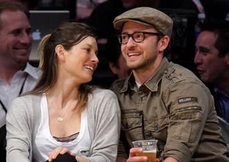 Jessica biel justin timberlake oct21newsbt.jpg