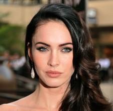 2010__03__okmagazine_megan fox 225×221.jpg