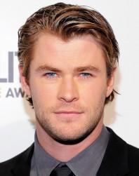2011__08__okmagazine horoscopes chris hemsworth 198×300.jpg
