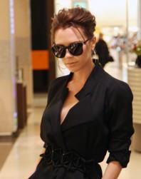 2010__05__Victoria_Beckham_May5news 198×300.jpg