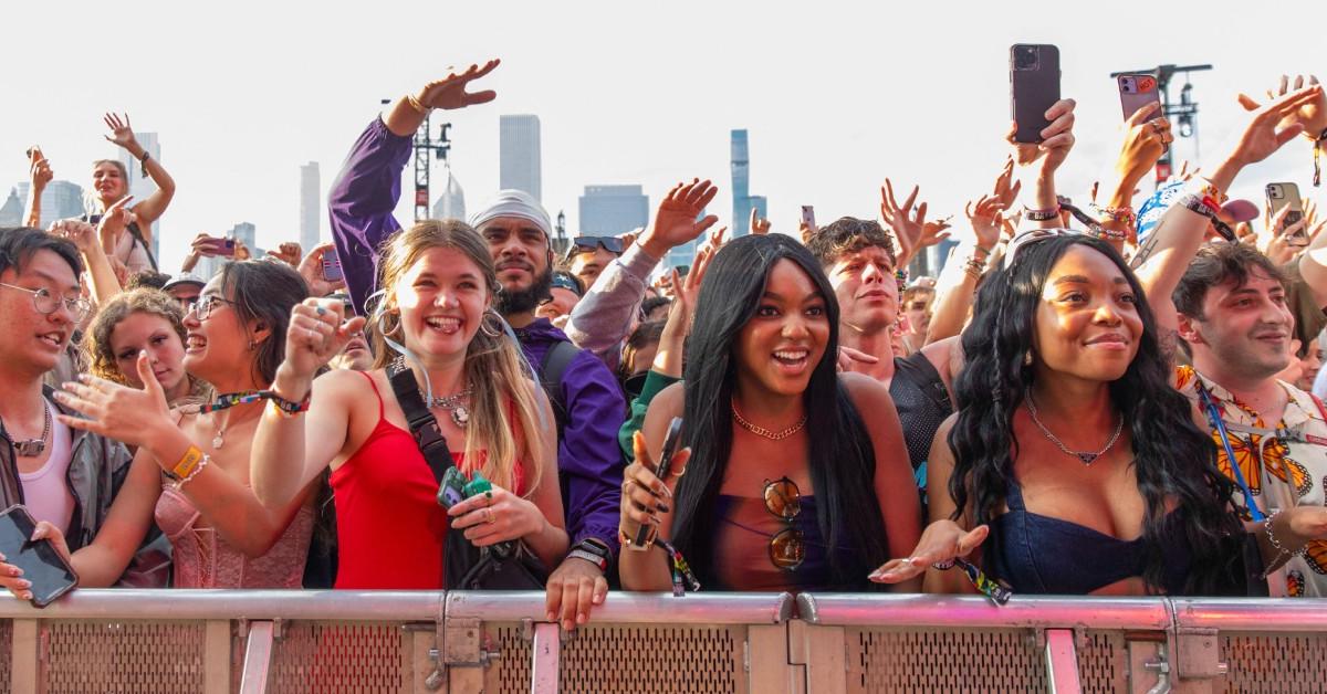 Kendrick Lamar, Red Hot Chili Peppers, Billie Eilish To Headline  Lollapalooza 2023 Summer Music Festival in Chicago's Grant Park; Full  Lineup Revealed – NBC Chicago