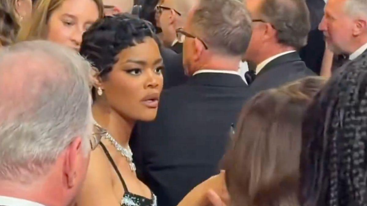 Image of Teyana Taylor claimed the man 'shoved' her as she tried to get back on stage for photos.