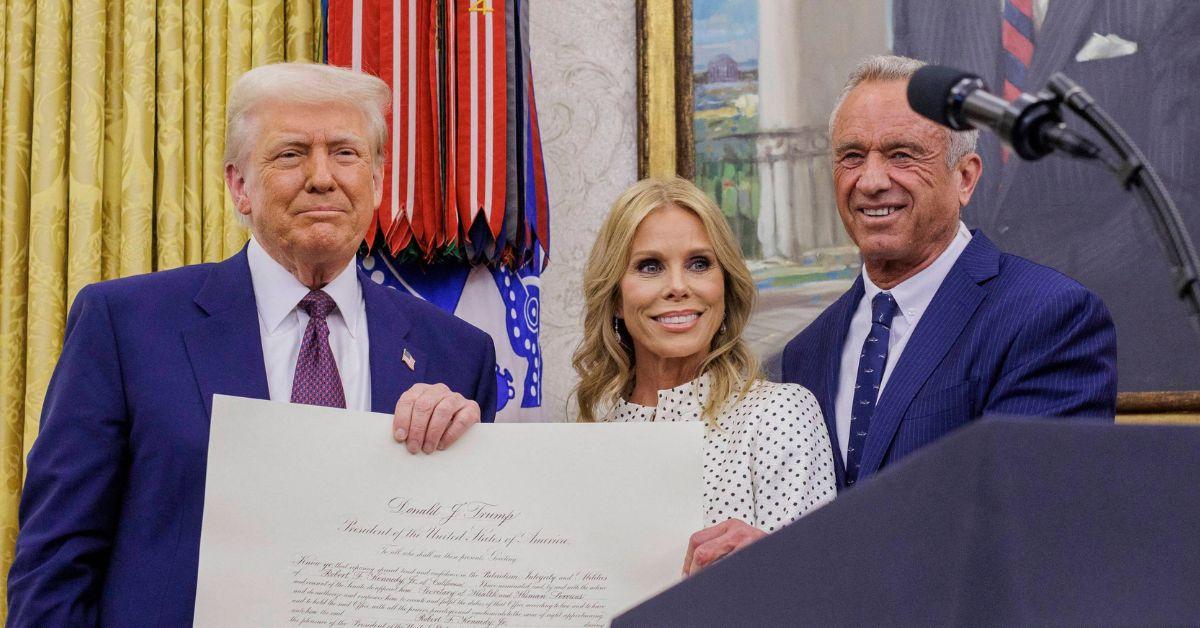 image of Cheryl Hines never expected her husband would enter the political world.