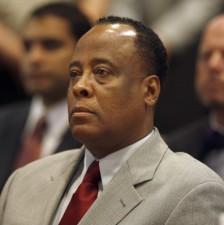 2010__04__Dr_Conrad_Murray_March30newsne 224×225.jpg