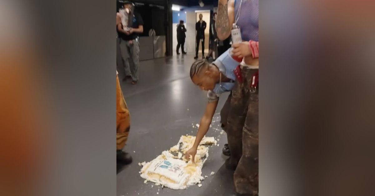 Image of Katy Perry's backup dancer ate her birthday cake off the ground.
