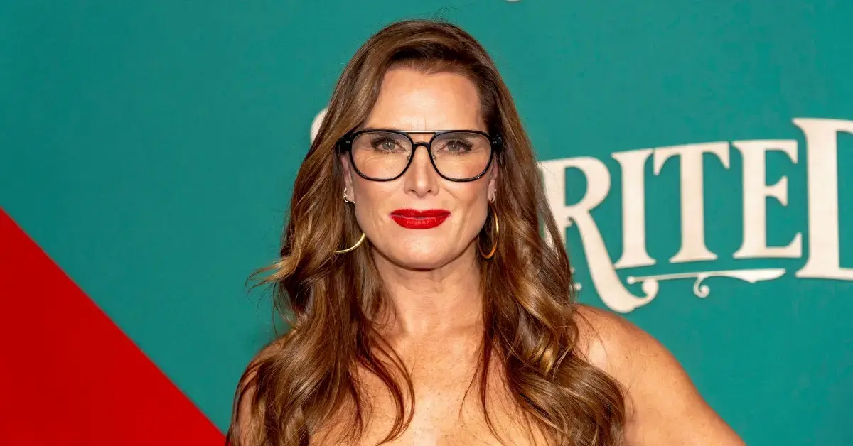 https://media.okmagazine.com/brand-img/_FjY_sk55/0x0/brooke-shields-pp-1681328410687.jpg