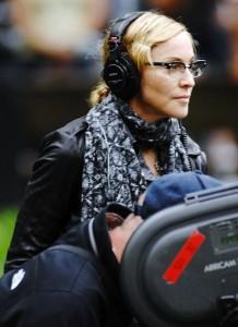 2010__09__FP_5747804_Madonna_BIW_091710 218&#215;300.jpg