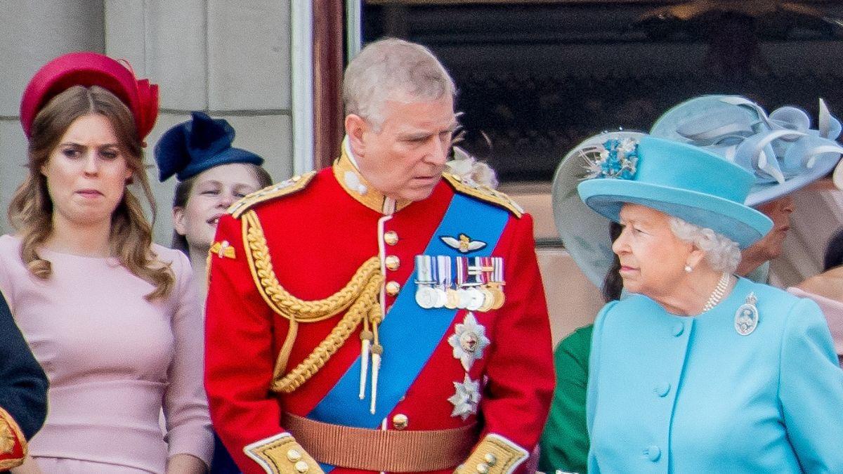 image of royal family