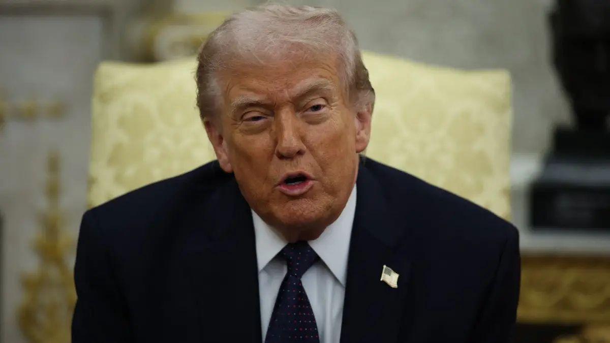 Photo of Donald Trump is 'The Rookie' star's 'favorite president of the 21st century.'