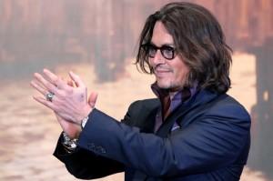 2011__03__johnny_depp_177_march31 300×199.jpg