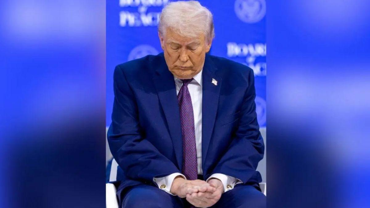 image of Dr. Bruce Davidson also pointed to Donald Trump's 'shuffling' and 'garbled words' as evidence of a stroke.