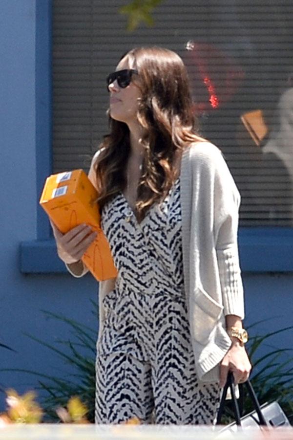 Jessica biel pregnant baby body justin timberlake 02