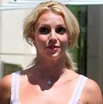 2010__08__Britney_Spears_Aug12newsneb 148×150.jpg
