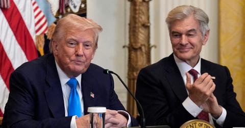 Photo of Donald Trump and Dr. Oz.