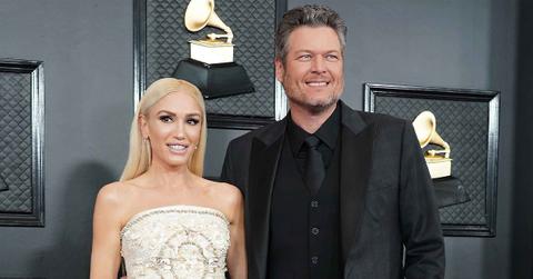 gwen stefani swoons cowboy blake shelton gifts flowers valentines day pp