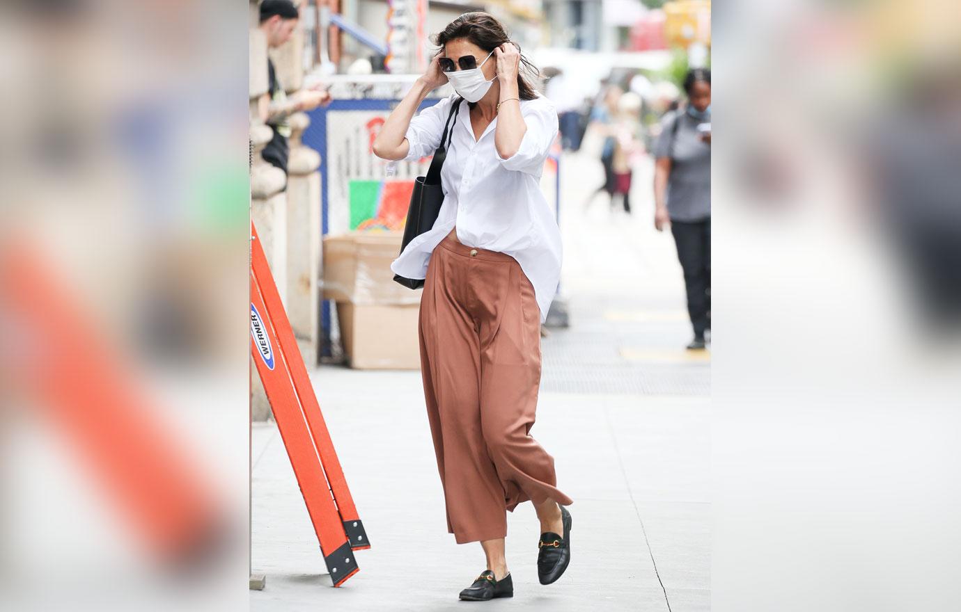 katie holmes wears a chic summer ensemble while out and about in nyc