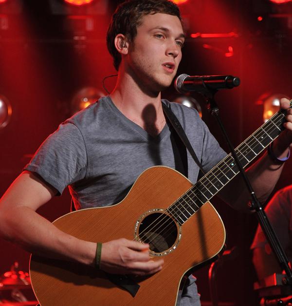 Exclusive! Phillip Phillips Talks New Album & Which ‘american Idol' He 