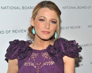 2011__02__Blake_Lively_Feb1newsnea 300×240.jpg