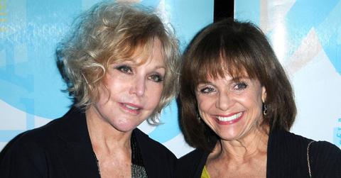 Photo of Kim Novak and Valerie Harper