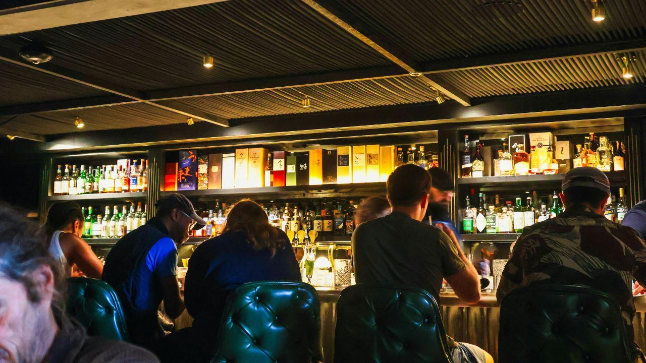 Image of reddit users criticized the California bar after its Instagram post about a group's tip gratuity circulated online.