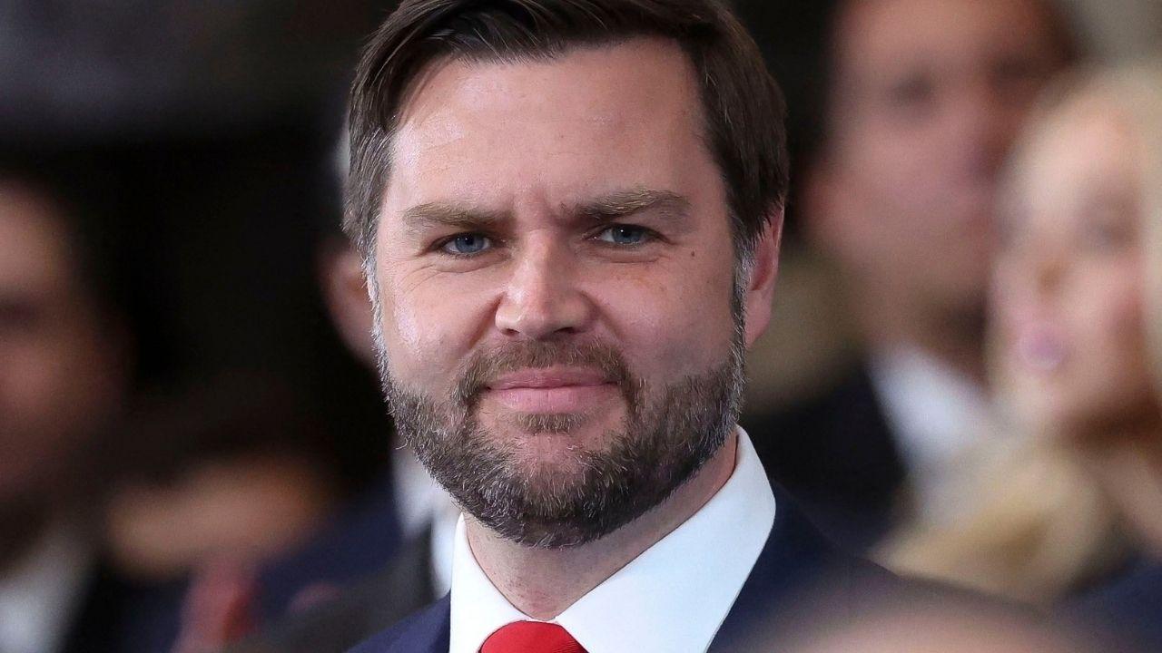 JD Vance is all smiles at a White House event. 