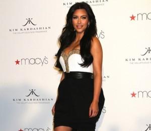 2011__05__FP_7273214_Kardashian_Kim_RIA_050711 300&#215;261.jpg