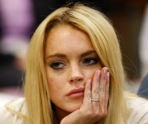 2010__08__Lindsay_Lohan_Aug25_main 299×300.jpg