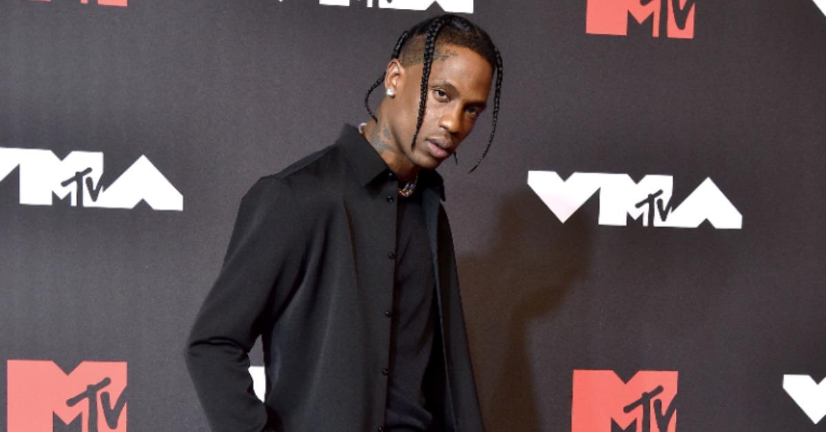 confirmed dead potentially hundreds injured at travis scott astroworld festival