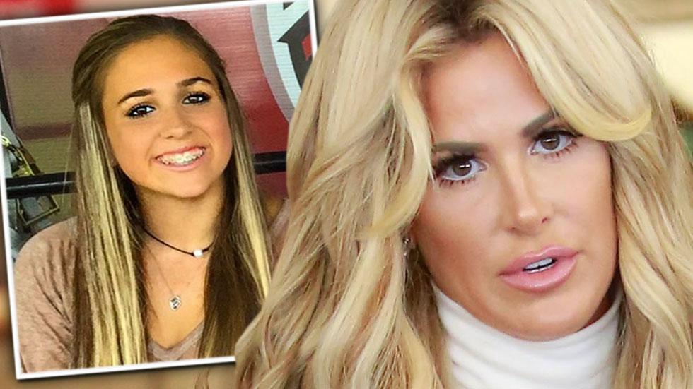 Kim zolciak defends body shamers social media