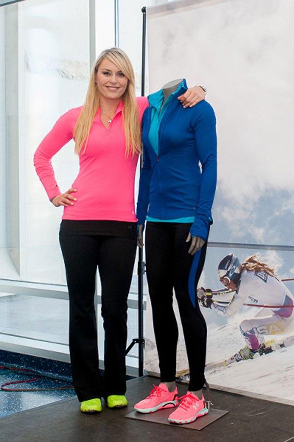 Lindsey Vonn's Hot Yoga Pants Pictures