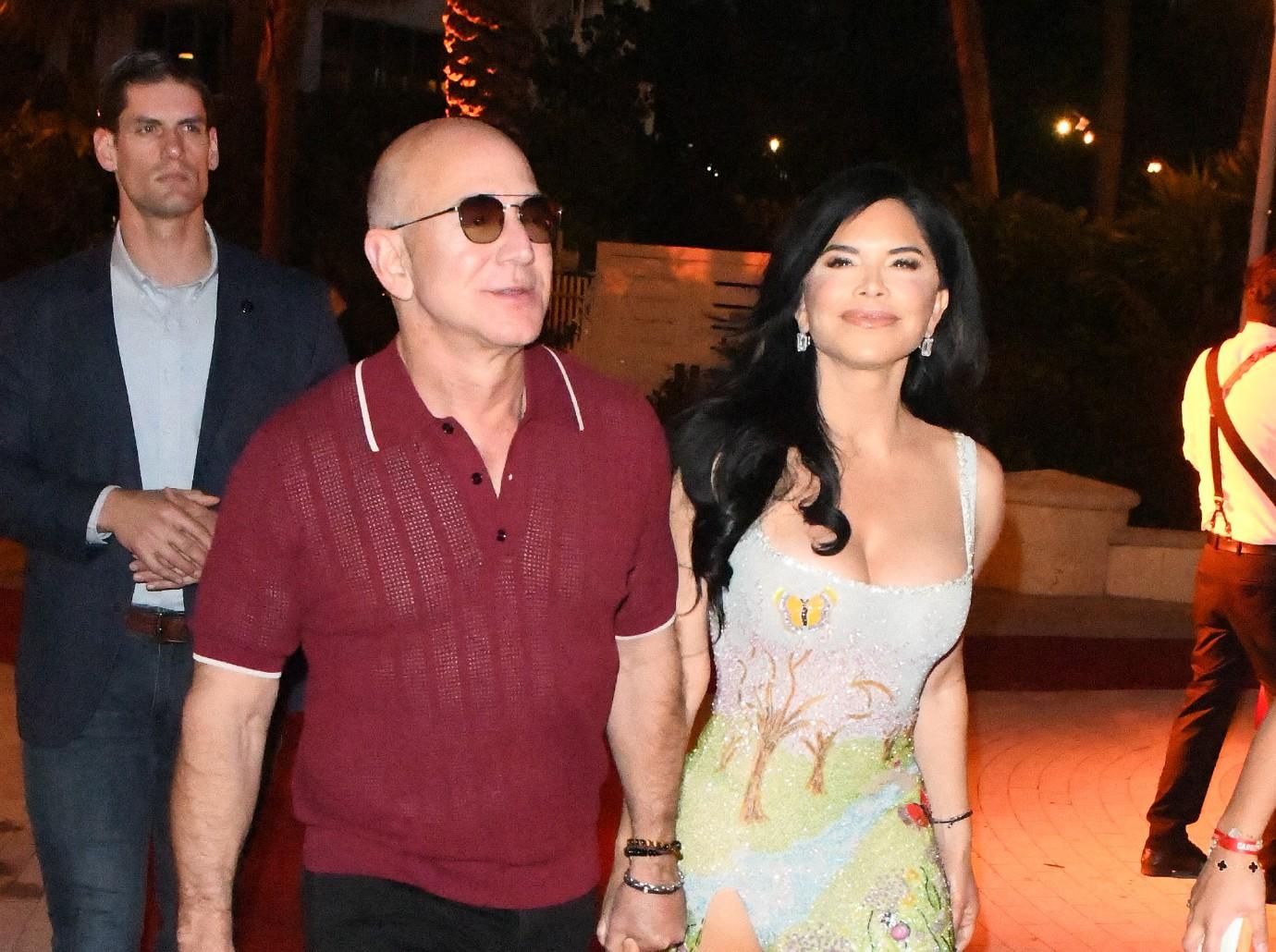 Jeff Bezos And Lauren Sanchez Engaged After 5 Years Of Dating Report 0818