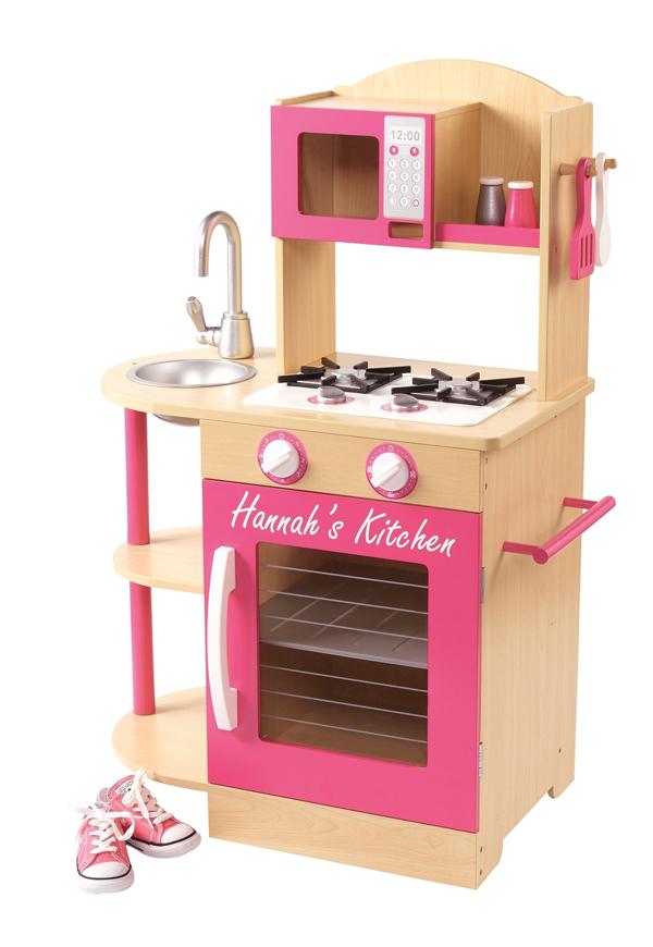 Personal_Creations_Pink_Wooden_Kitchen