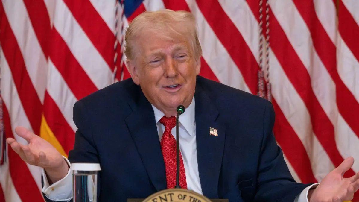 Photo of The president lashed out at the athlete's comments, calling him 'a real loser.'