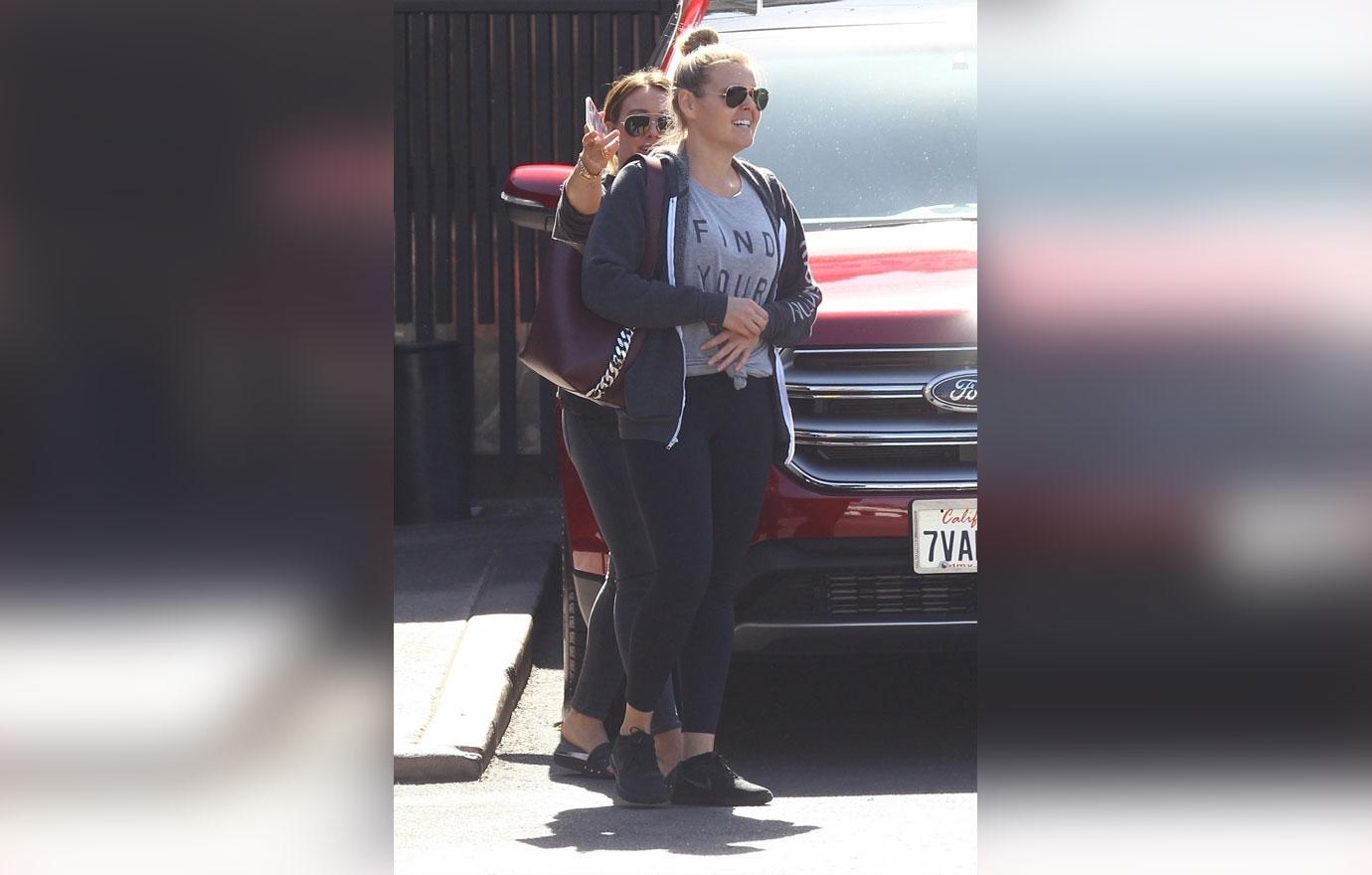 Hilary duff outing