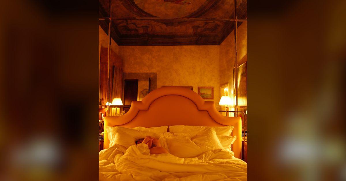 Image of Ellie Goulding is currently dating Beau Minniear.