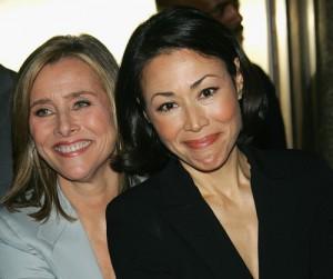 2011__06__Meredith_Vieira_Ann_Curry_June8news 300×276.jpg