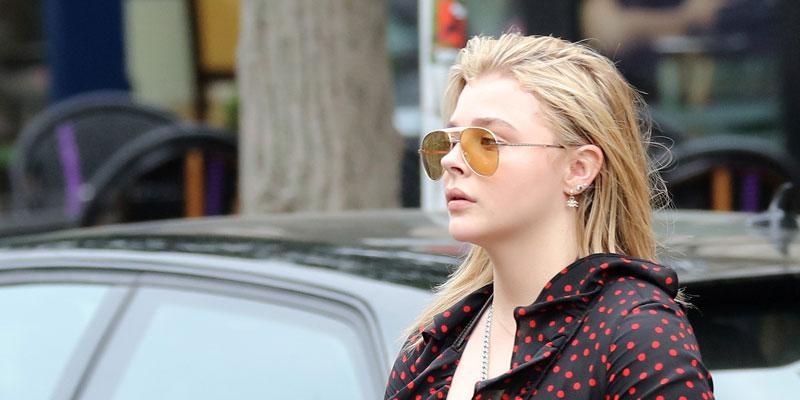 Chloe Grace Moretz street style is casual but fashionable, I can