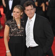 2010__02__okmagazine_charlie sheen 220×225.jpg