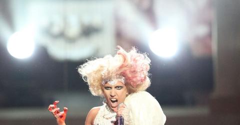 Lady Gaga 2009 VMA Performance