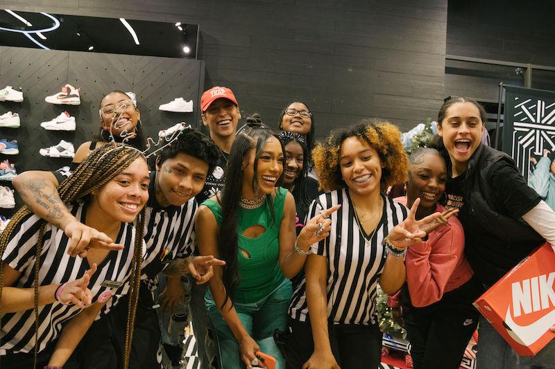 foot locker la party