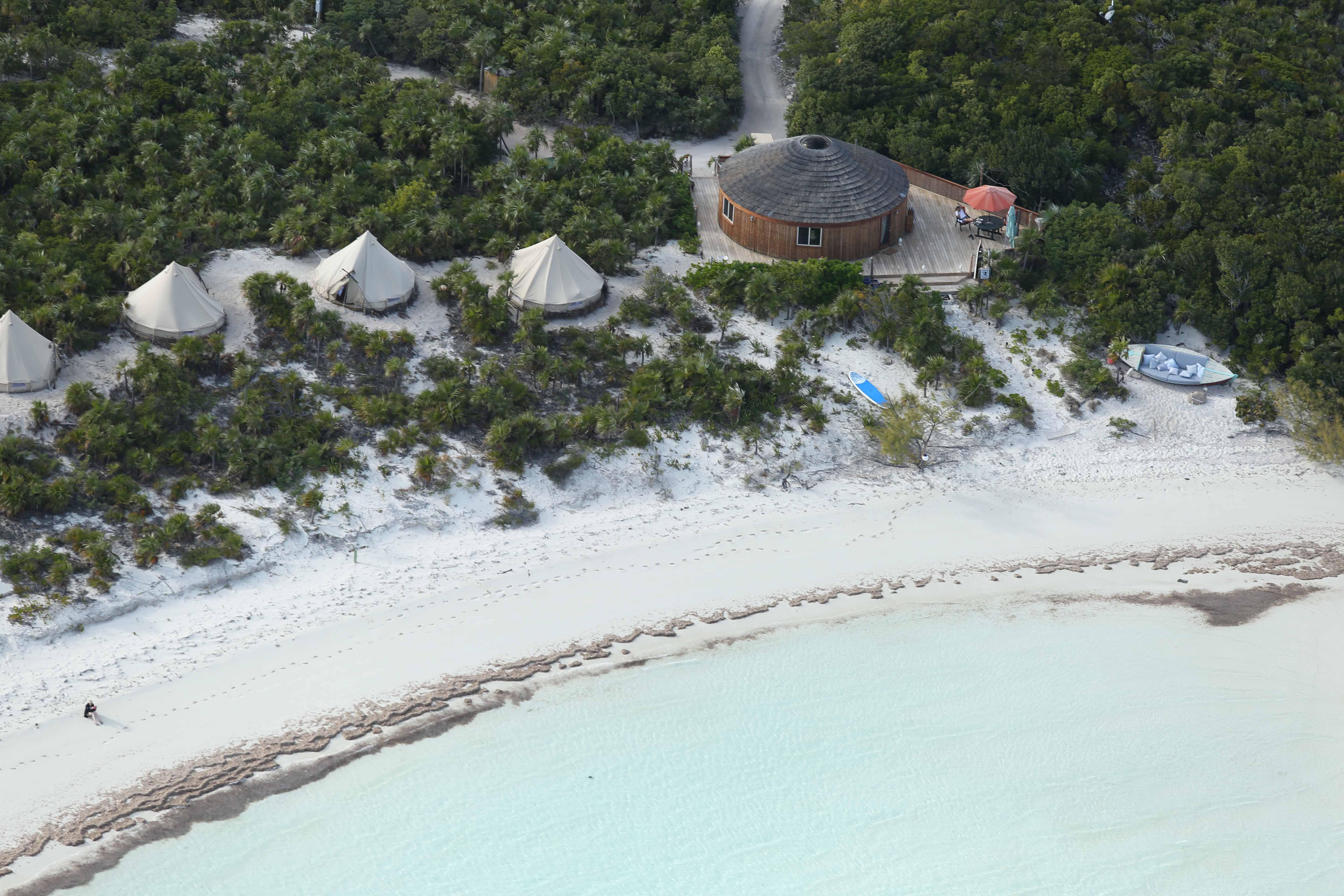 EXCLUSIVE: *** PREMIUM EXCLUSIVE. STRICTLY NO WEB*** Johnny Depp and Amber Heard celebrated their wedding on the Lone Ranger star&#8217;s idyllic island in the Bahamas on Sunday.