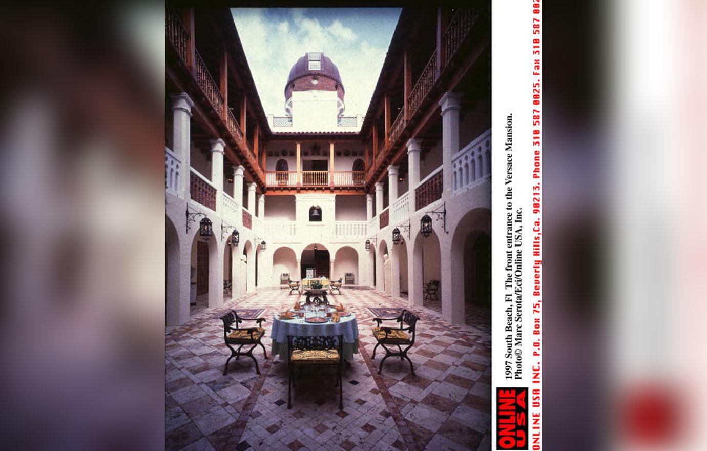 The Front Foyer Entrance In South Beach Of Versace&#8217;s Mansion