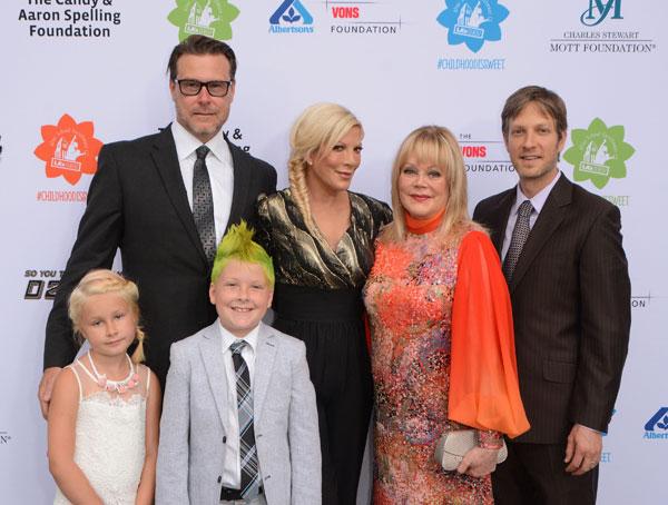 Tori spelling bleaching childrens hair