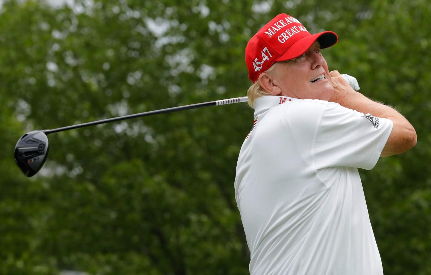 donald trump backlash lying golf skills commander in cheat