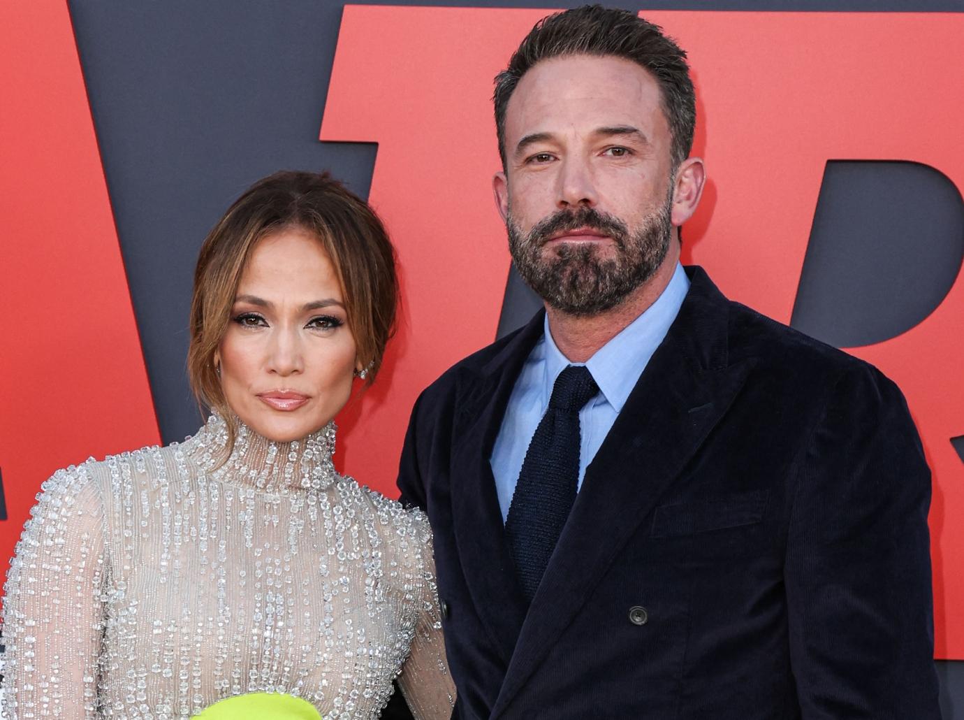 jennifer lopez inner circle doesnt like ben affleck divorce rumors