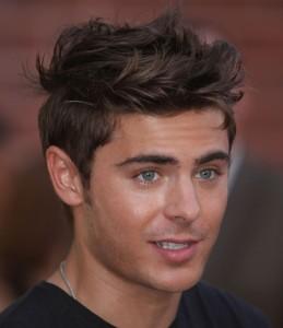 2010__08__Zac_Efron_Aug9news 259&#215;300.jpg