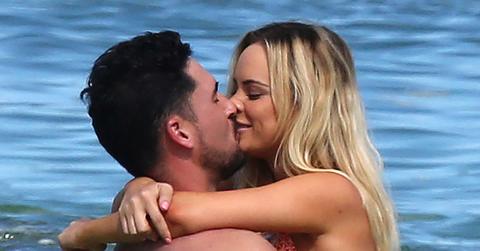 *PREMIUM EXCLUSIVE* Amanda Stanton and Josh Murray can’t keep their hands off each other **NO WEB USAGE WITHOUT AGREED FEE**