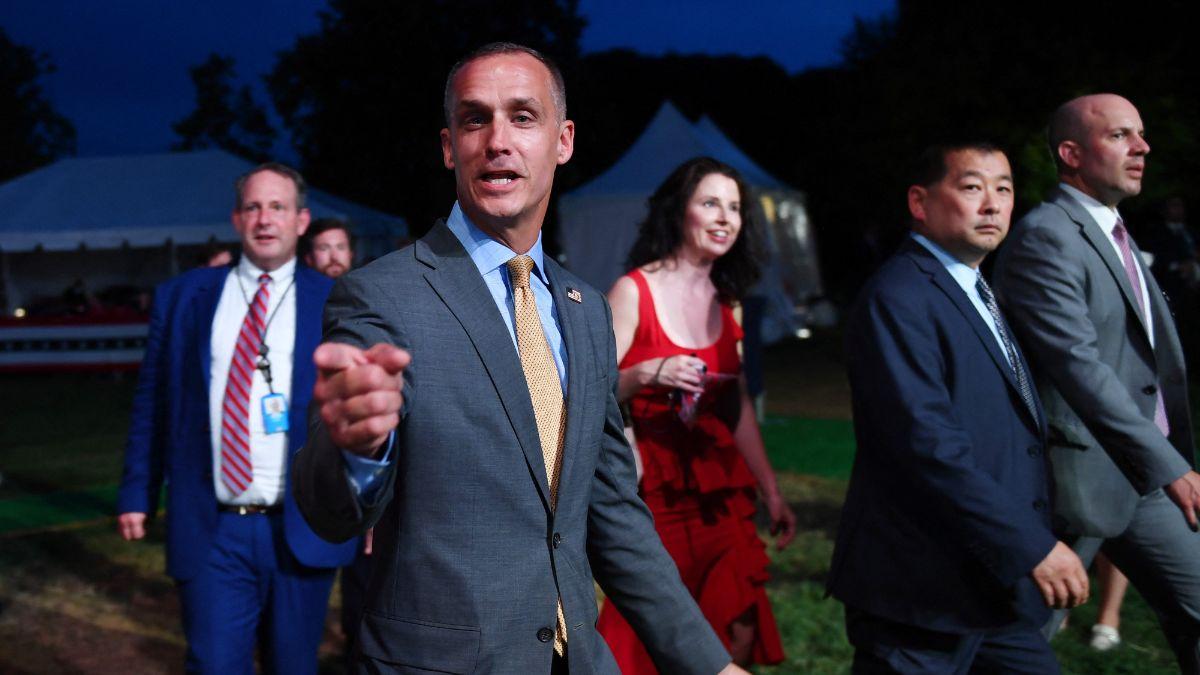 who is corey lewandowski kristi noem alleged lover