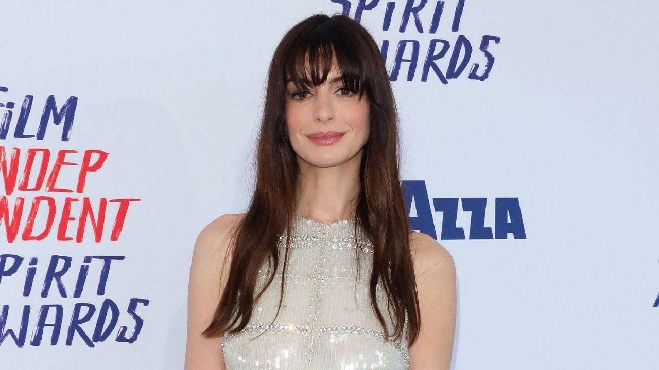 Photo of Randy Quaid called Anne Hathaway a 'leftist and woke.'